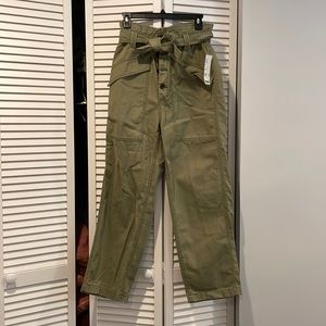 BDG - size small - green pants - new with tag